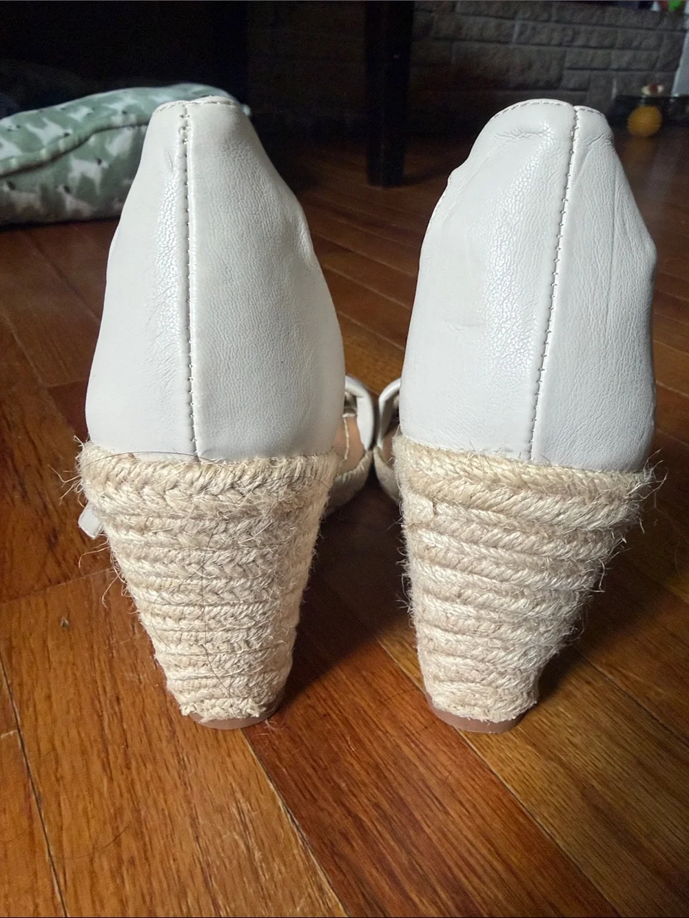 Steve Madden white leather